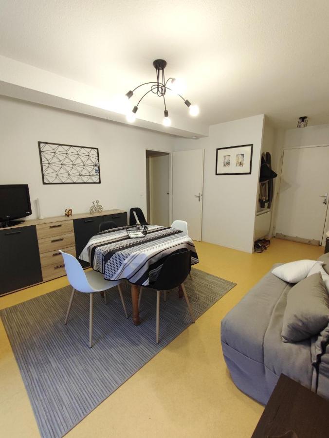 Grand appartement en RDC Vallée de Campan Exterior foto